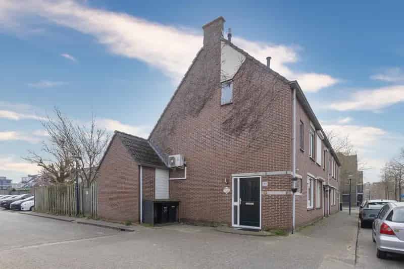Ruime Hoekwoning Hoorn Nabij Station 4 Slaapkamers