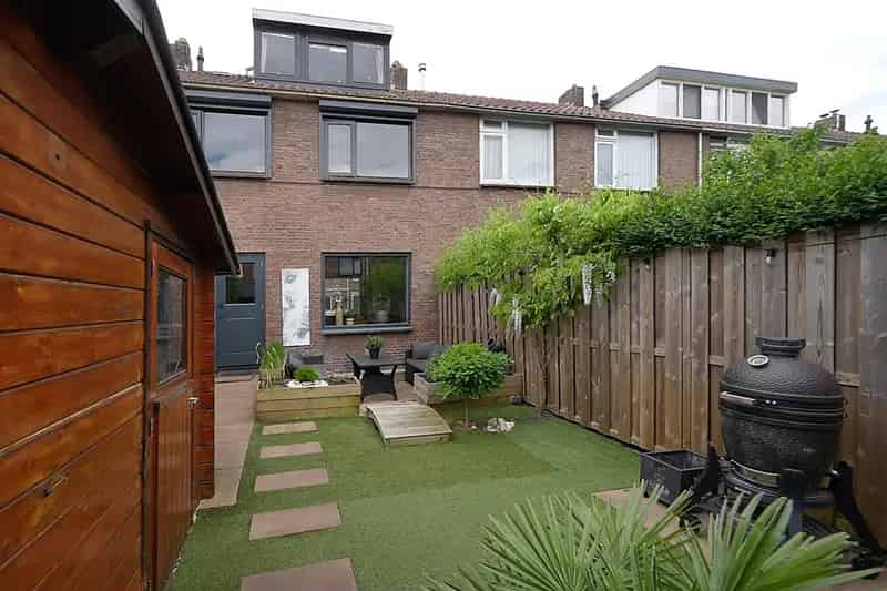 Huis Te Koop , 31, Jacob Marisstraat, Zwijndrecht, Zuid-Holland