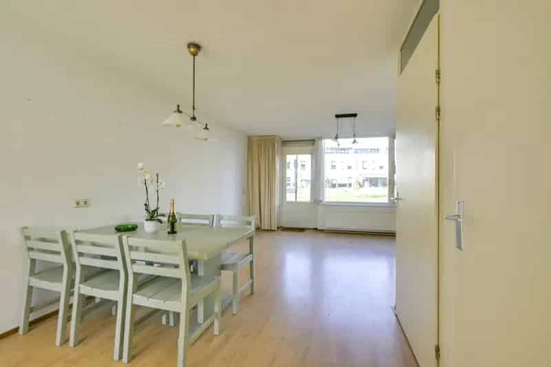 Huis te koop Houten Ruime woning groot dakterras 4 slaapkamers