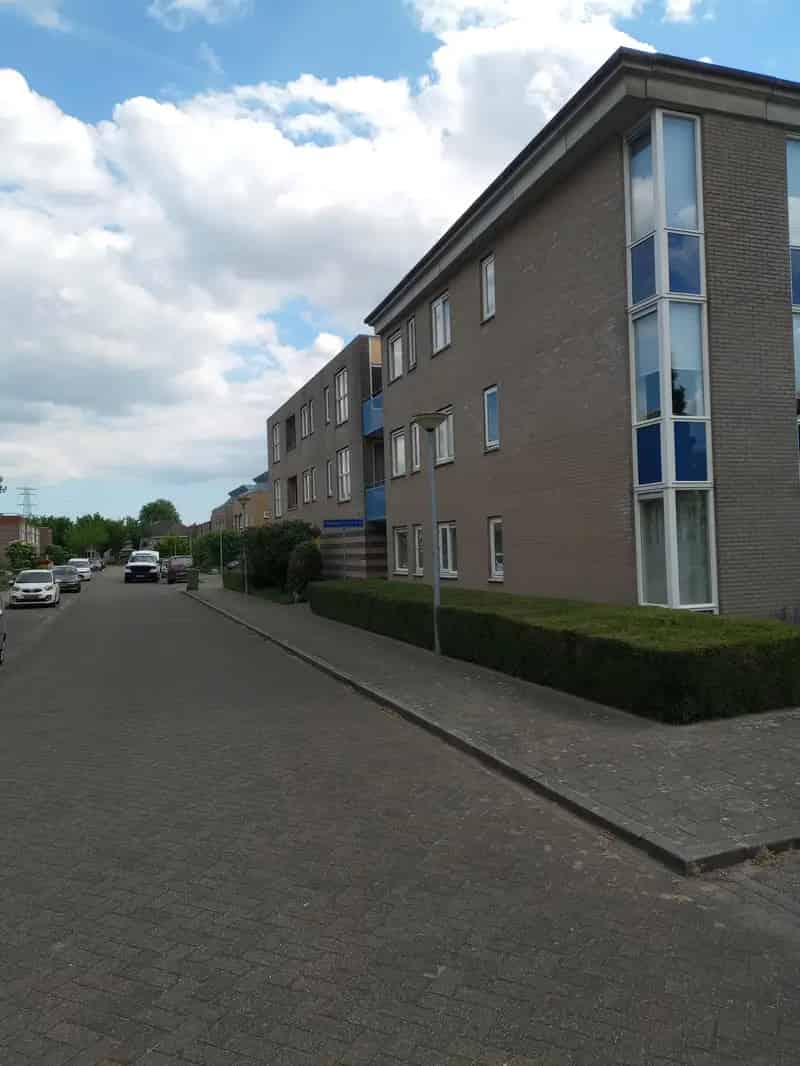Appelgaard 93 Elst: Rustig appartement nabij centrum