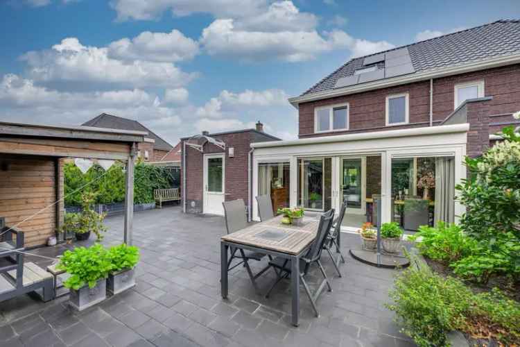 Eengezinswoning Te Koop in Rucphen, Noord-Brabant