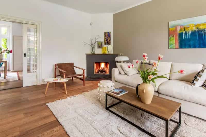 Huis te koop Bussum Koningslaan 6 slaapkamers 2 badkamers