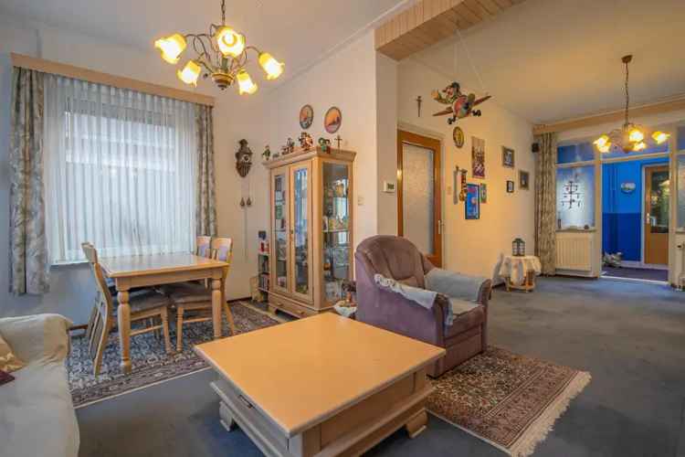 Ruime Hoekwoning 4 Slaapkamers Kerkrade Garage Stadstuin