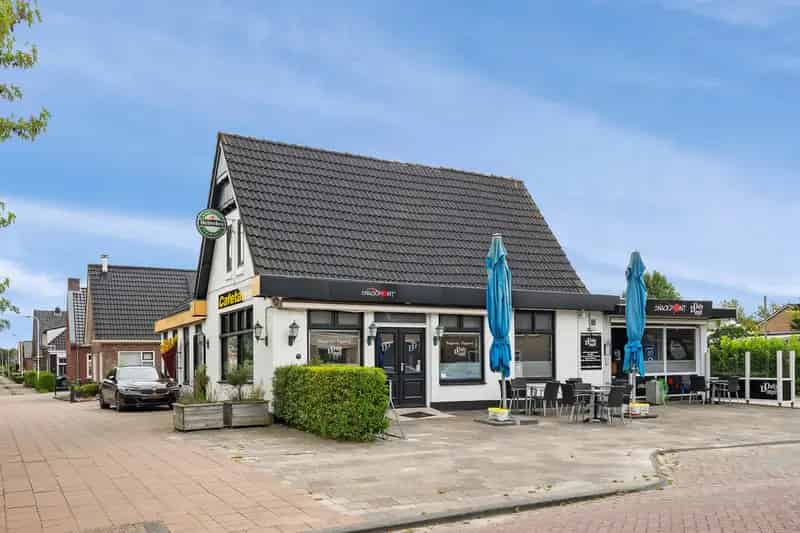 Horecagelegenheid met snackbar te huur Haulerwijk