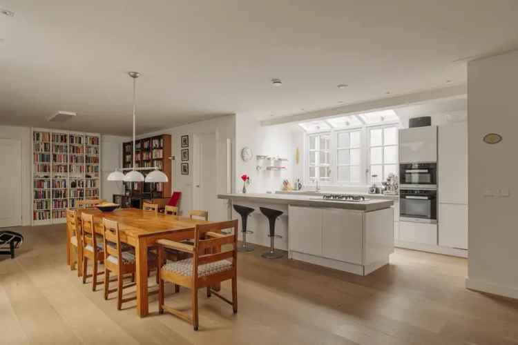 Luxe appartement Amsterdam Centrum 205m2 3 badkamers Dakterras