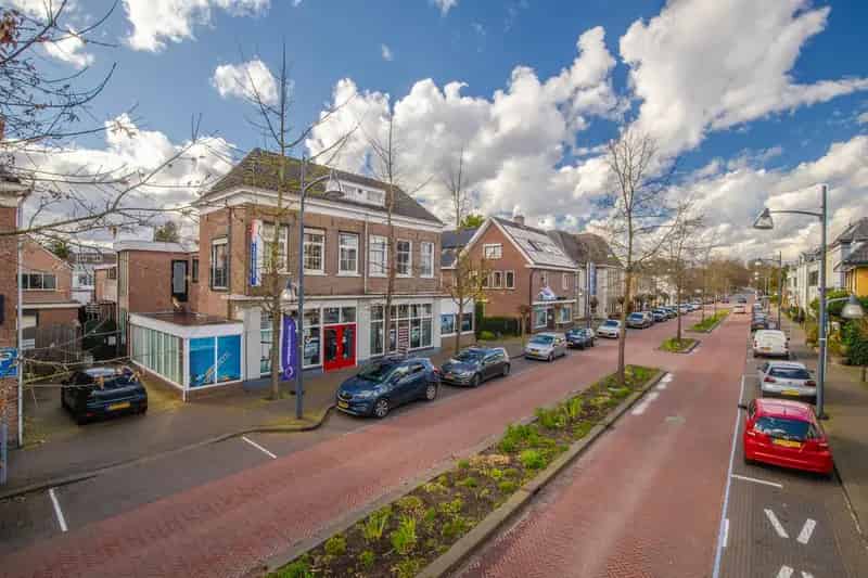Winkelpand met appartementen te koop in Velp Rozendaalselaan 7 9