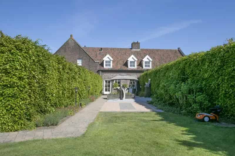 Boerderijwoning Stramproy: Modern comfort in landelijke sfeer