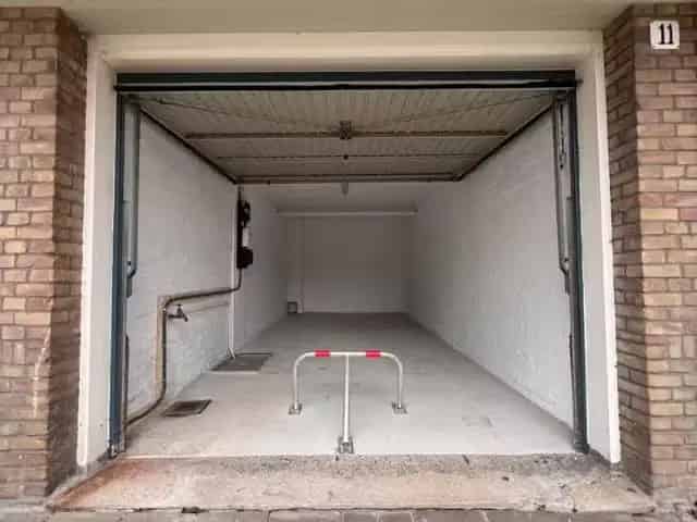 Garagebox Amsterdam Andries Snoekstraat 16m2