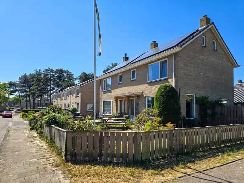 Ruime gezinswoning Terschelling: 3 slaapkamers, tuin, garage