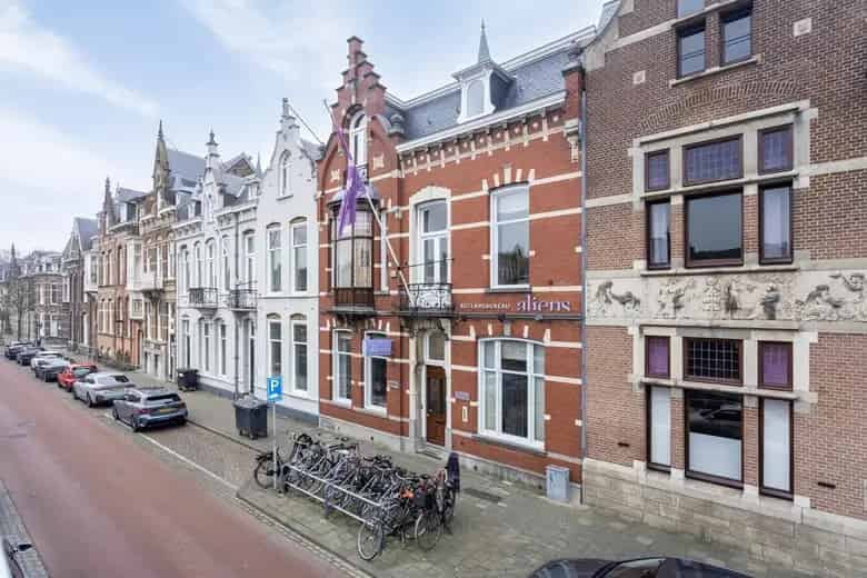 321 m2 Kantoorruimte te Huur Den Bosch Centrum