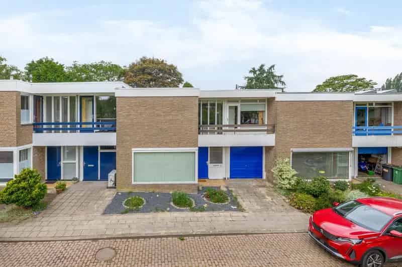 Huis te koop Wageningen: 4 slaapkamers, 2 balkons, garage