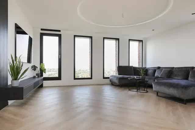 Penthouse Nieuw Vennep 4 kamers 160m2