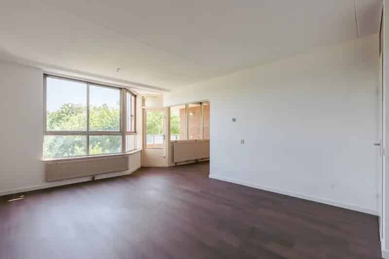 Ruim 3 Kamer Appartement Amsterdam Nellestein 82m2 Balkon Berging Parkeerplaats