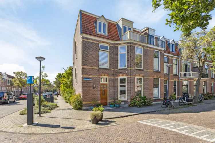 Eengezinswoning Te Koop in Leiden, Zuid-Holland