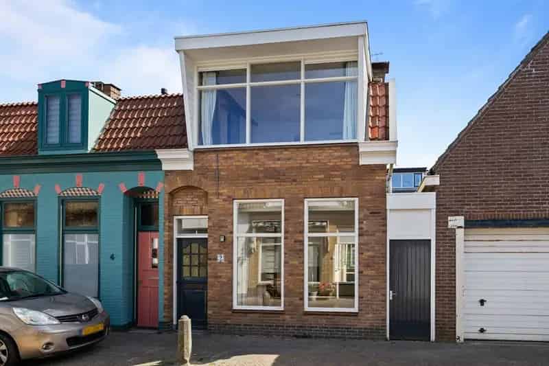Hoekwoning Den Helder 3 slaapkamers moderne keuken tuin dakterras