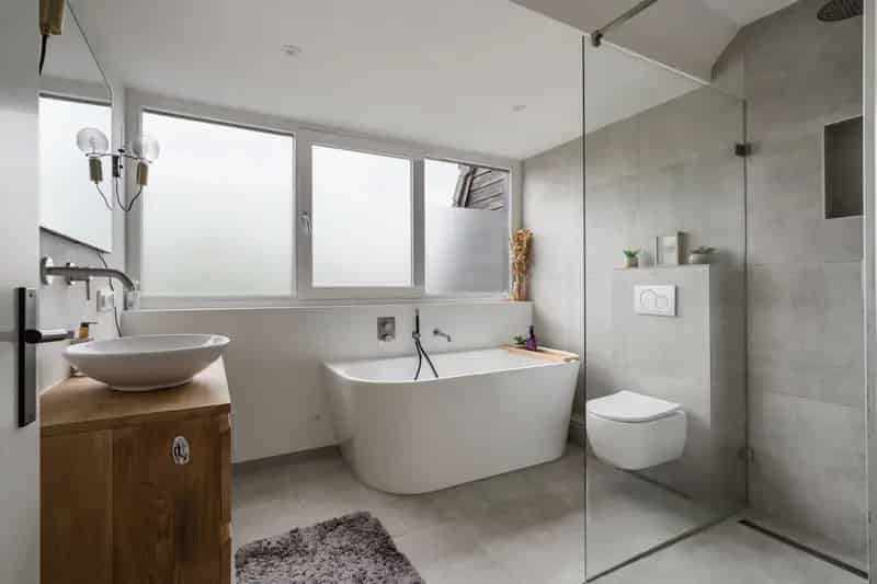 5 Slaapkamers Tweekapper Bavel Instapklaar Moderne Keuken Tuin