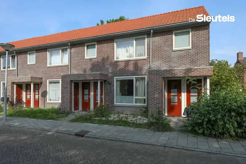 Leuke benedenwoning Leiden: Ruime tuin, gerenoveerde badkamer