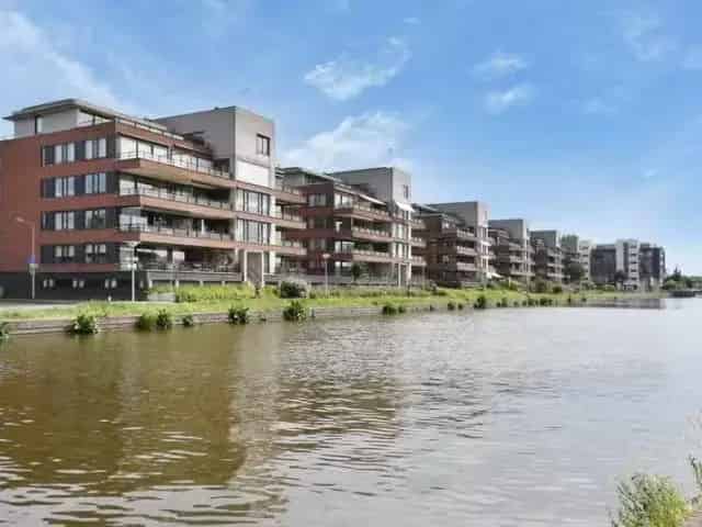4-kamerappartement Delftse Schie - Luxe appartement met uitzicht