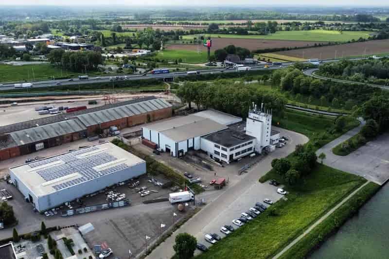 Bedrijfshal te huur Echt 1800m² Havenweg