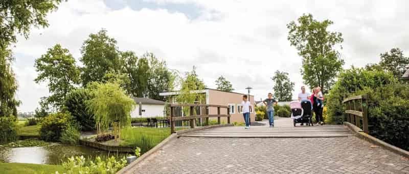 Wellness Vakantiehuis Aan Het Water 4 Personen Sauna Hot Tub
