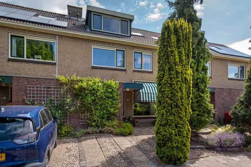 Huis te koop Rijswijk 6 kamer gezinswoning