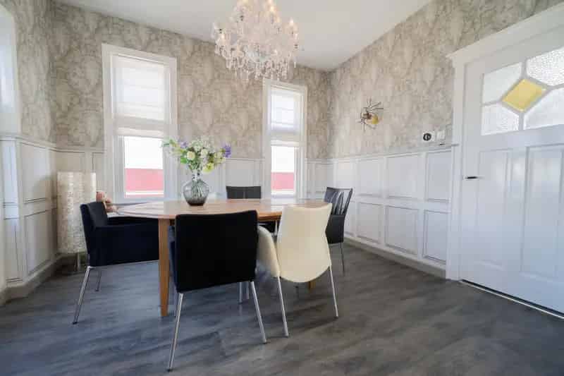 Ruime Tweekapper Beverwijk 3 slaapkamers Jacuzzi Laadpaal Zonnepanelen