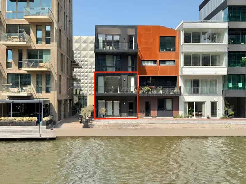 Amsterdam Noord Familie Appartement 159m2 4 slaapkamers 3 badkamers