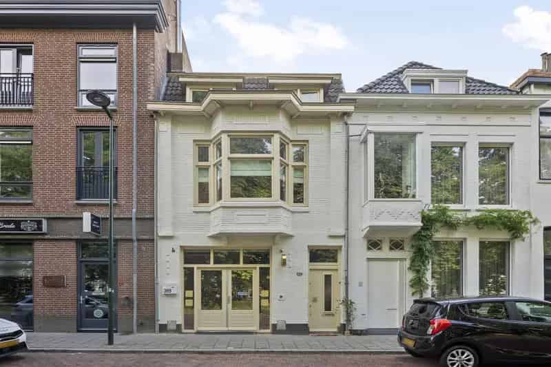 Bovenwoning met Salon Singel - 81m2 + 72m2