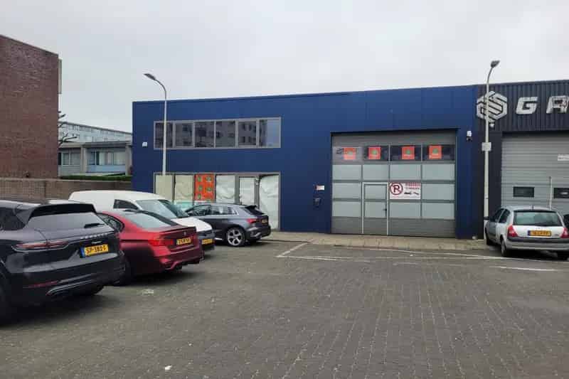 Bedrijfshal te Huur Den Haag 1375m² Televisiestraat