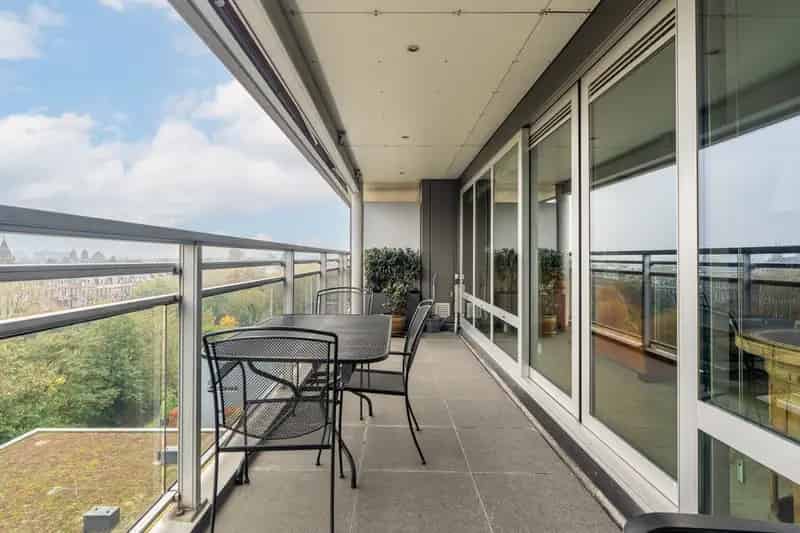 Penthouse Vondelpark 219m2 3 slaapkamers 2 badkamers parkeerplaats