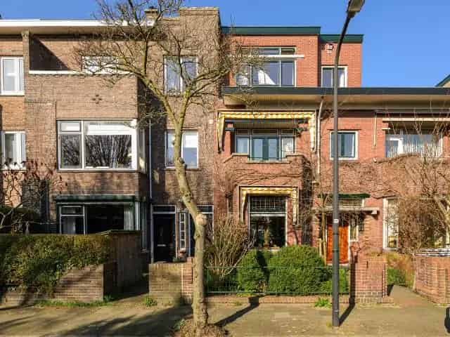Rijswijk Dubbel Bovenhuis 3 Balkons Ruime Woonkamer