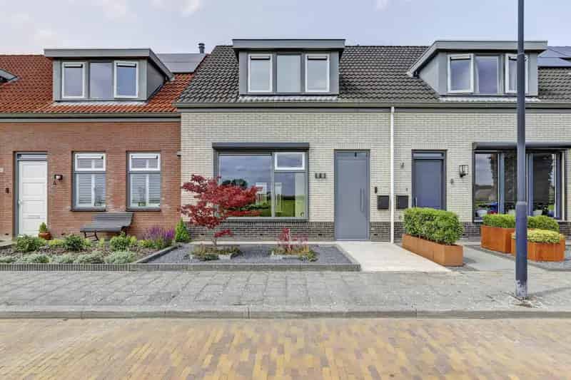 Huis Te Koop , 6, Krooneend, Rilland, Zeeland