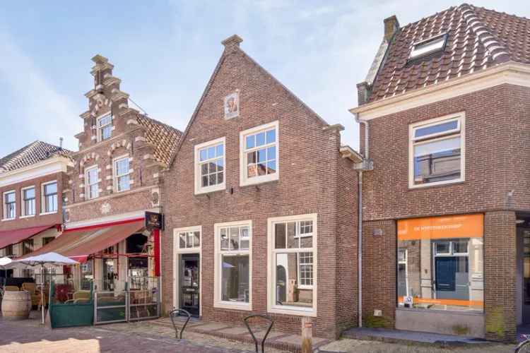 Gerenoveerd herenhuis Monnickendam: wonen en werken