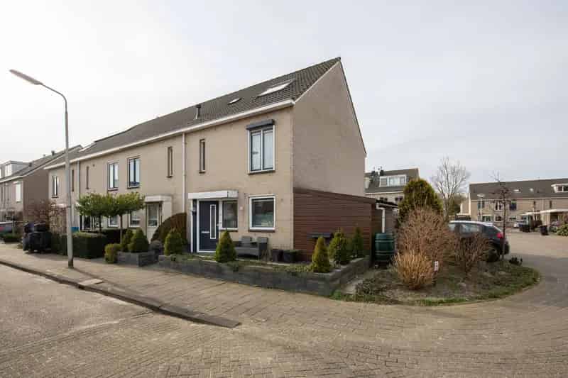 Ruime Hoekwoning 4 slaapkamers Aalsmeer Kindvriendelijk