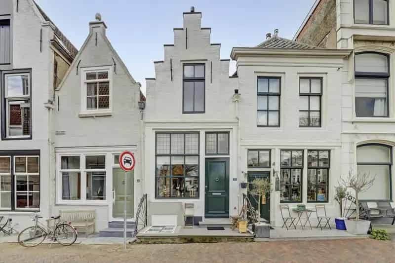 Rijksmonumentale Stadswoning te Zierikzee 113m2