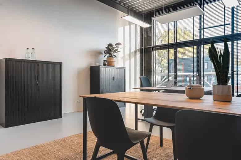 32 36 m2 Kantoorruimte te Huur Zwolle