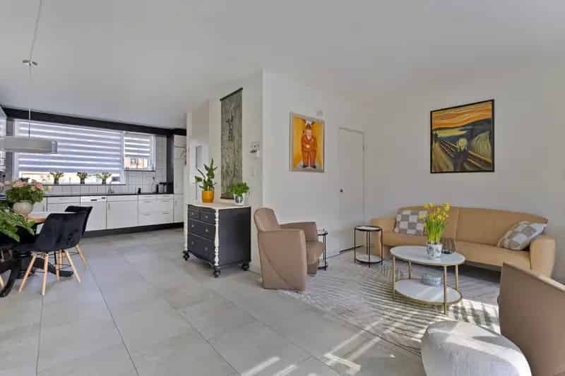 Almere Haven - Ruime 4 Slaapkamers Eengezinswoning