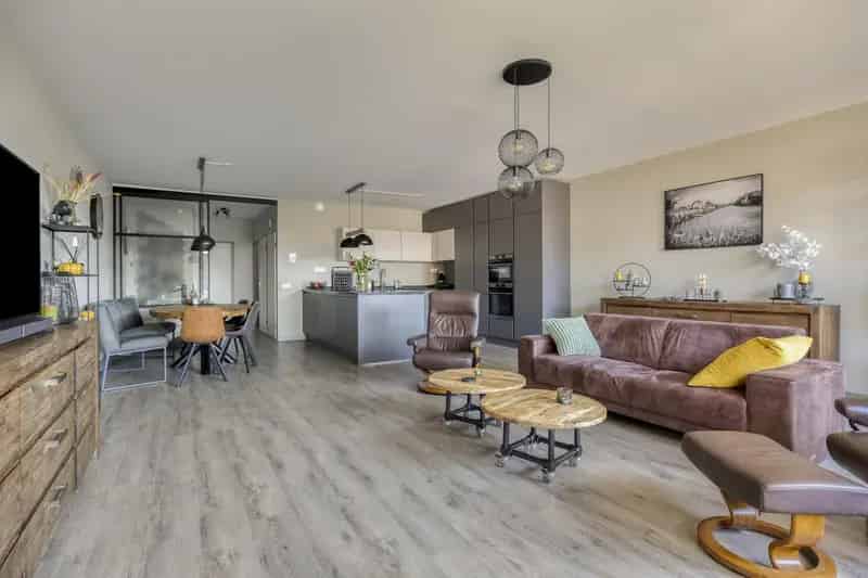 Ruime Maisonettewoning 4 Slaapkamers Roosendaal