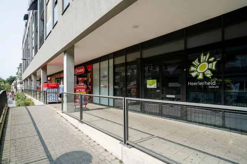 Winkel te Koop Heerlen Wannerstraat 243m2