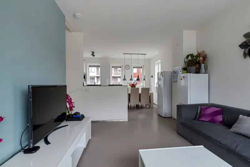 5 Slaapkamers Eindwoning Almere Poort Ruime Tuin Dakterras