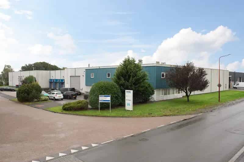 Bedrijfshal Drachten 4361m2 te huur