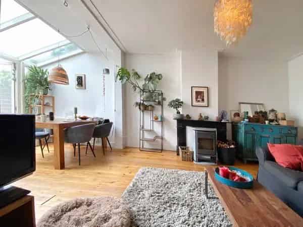 Ruim Parterre Appartement Leiden met Tuin