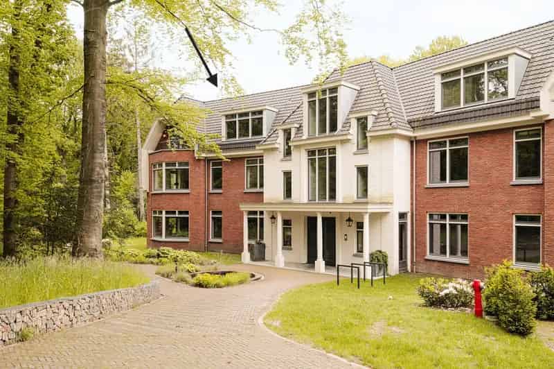Appartement te koop: Rijksweg-West 10-H 1251 CK Laren (NH) | Funda