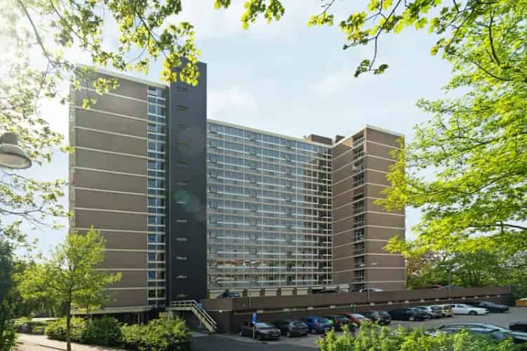 Appartement te koop Diemen: Ruim 2-kamer appartement met balkon