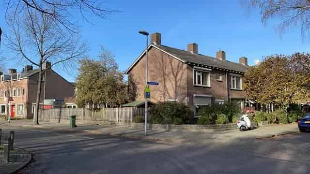 3 Kamer Benedenwoning Eindhoven 140m2 te Huur