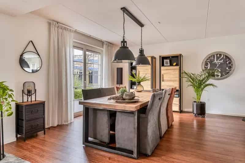 Huis te koop Beatrixstraat Moerdijk 164m2 3 slaapkamers 2 badkamers