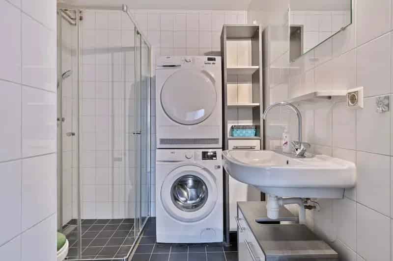 Tweekamerappartement Bornholm: Starterseigendom met balkon en berging