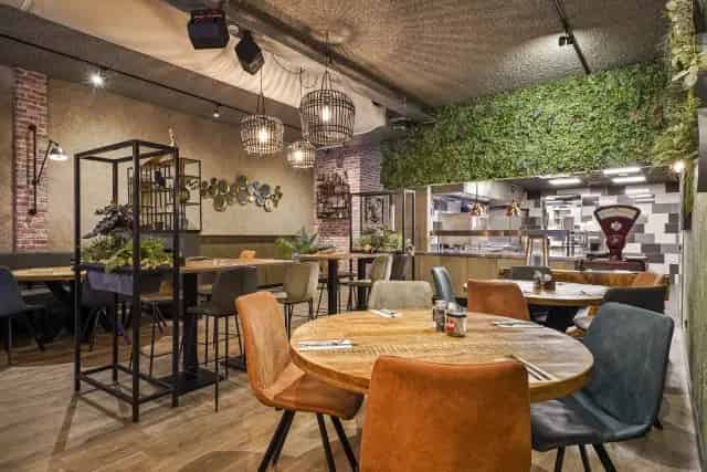 Te Koop Restaurant Kerkdriel 210m²