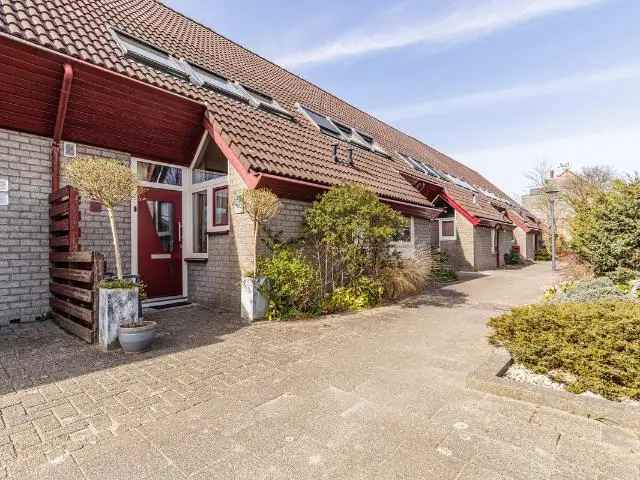 Eengezinswoning te koop Oud Beijerland 4 slaapkamers garage dakterras