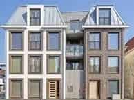 Studio Heerenveen: Moderne Studio met Badkamer en Open Keuken